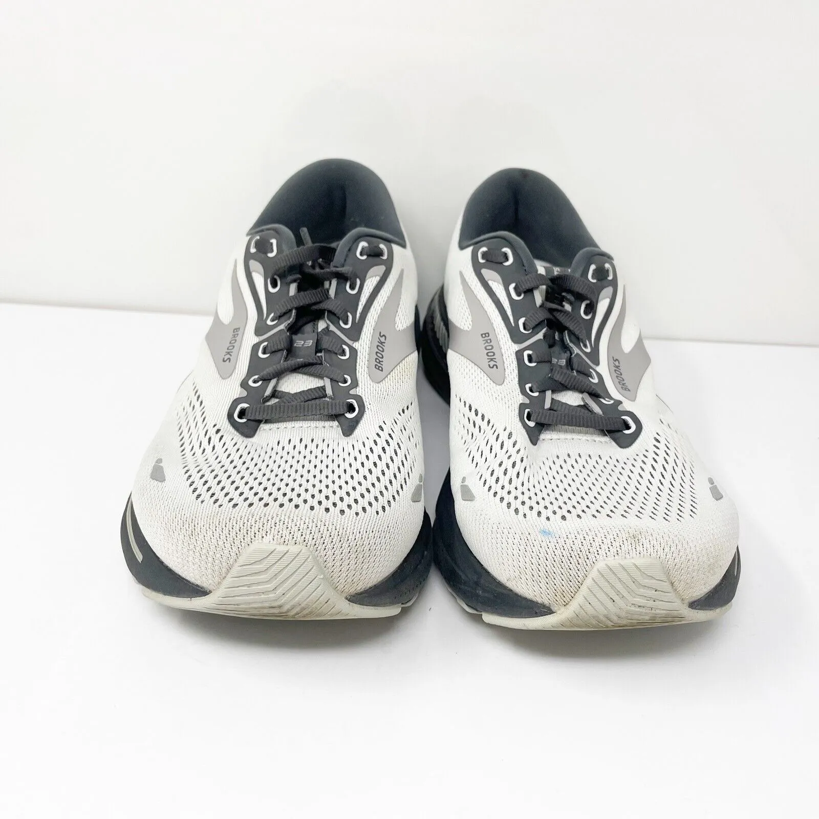 Brooks Mens Adrenaline GTS 23 1103914E065 Gray Running Shoes Sneakers Sz 9.5 4E
