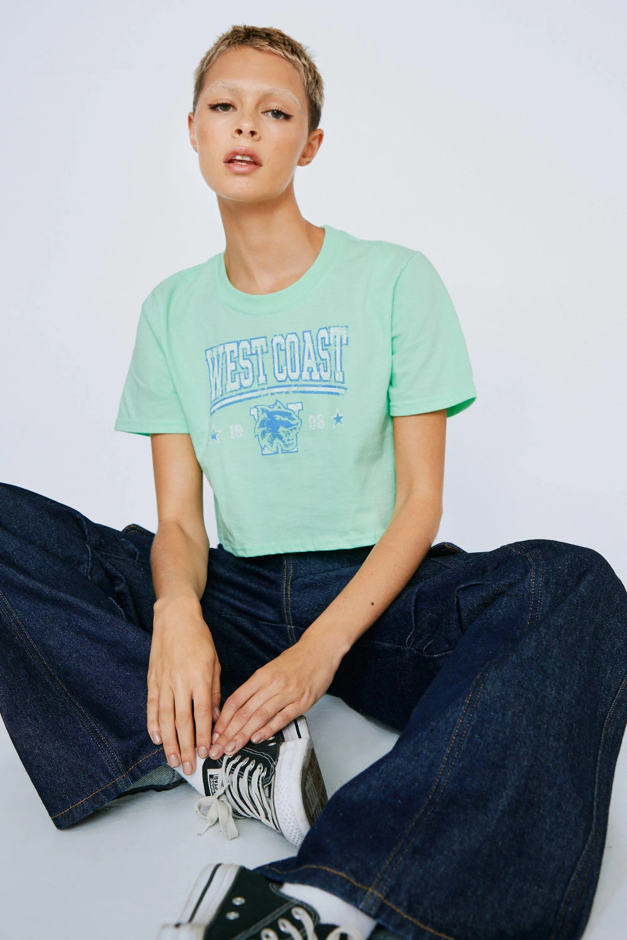 Varsity Graphic Cropped T-shirt